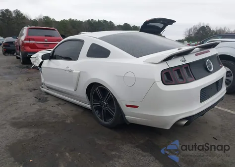 2013 Ford Mustang Gt Premium z USA, uszkodzony, nr VIN 1ZVBP8CF6D5268334
